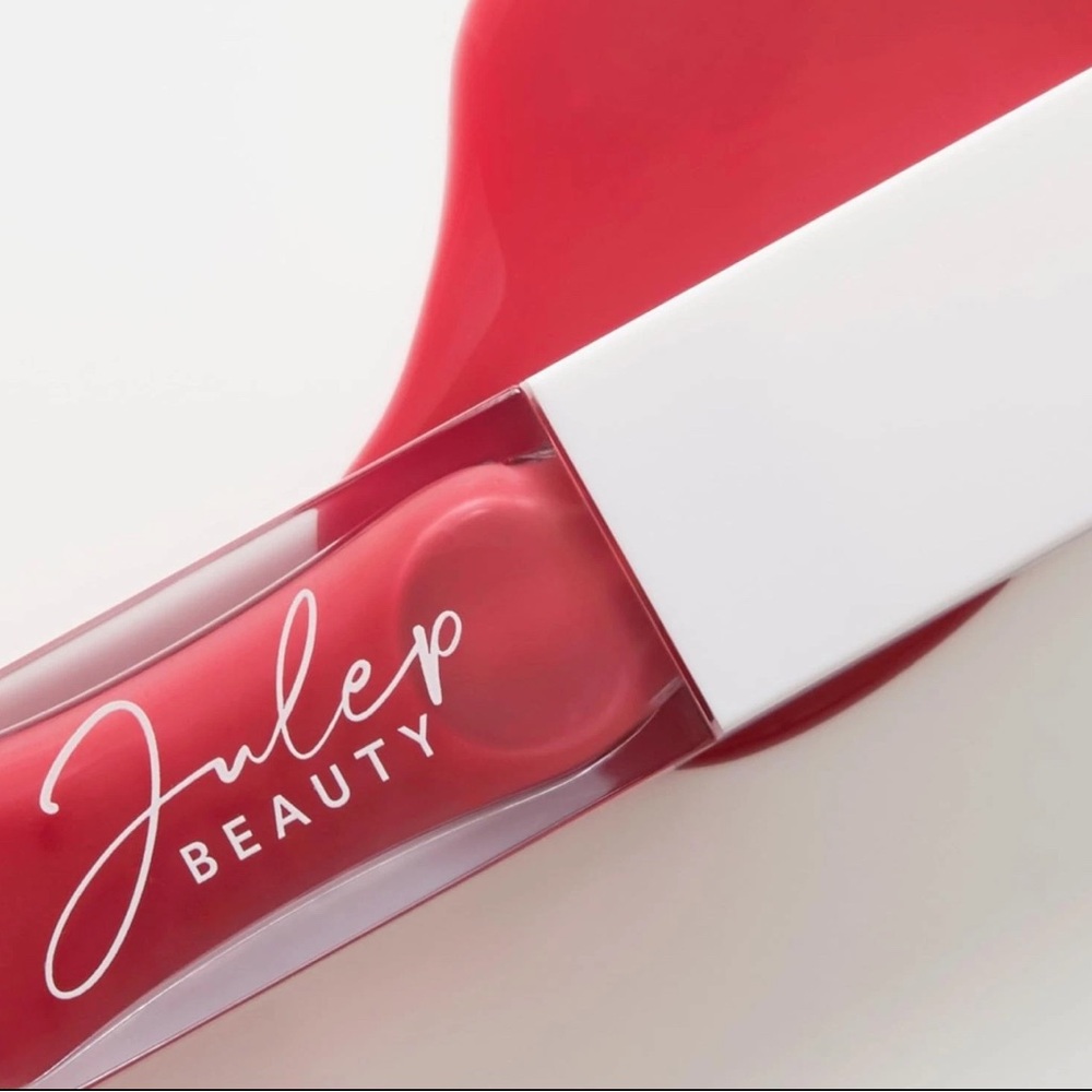 Red Lip Gloss